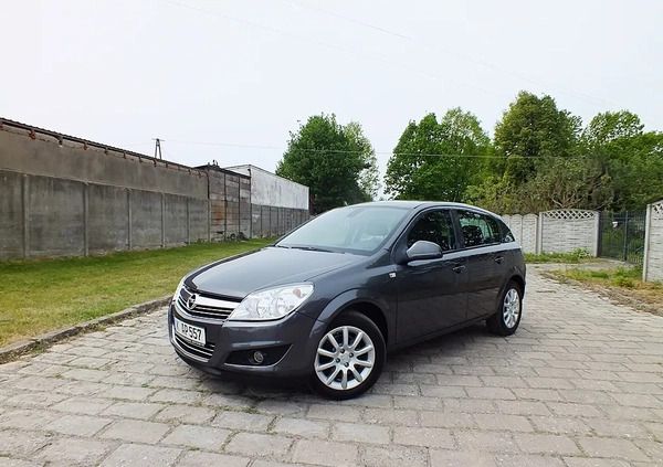 Opel Astra cena 17900 przebieg: 177000, rok produkcji 2010 z Wieleń małe 154